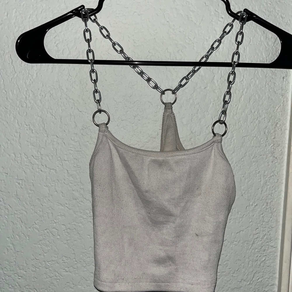 Chain cropped tank top 3for10